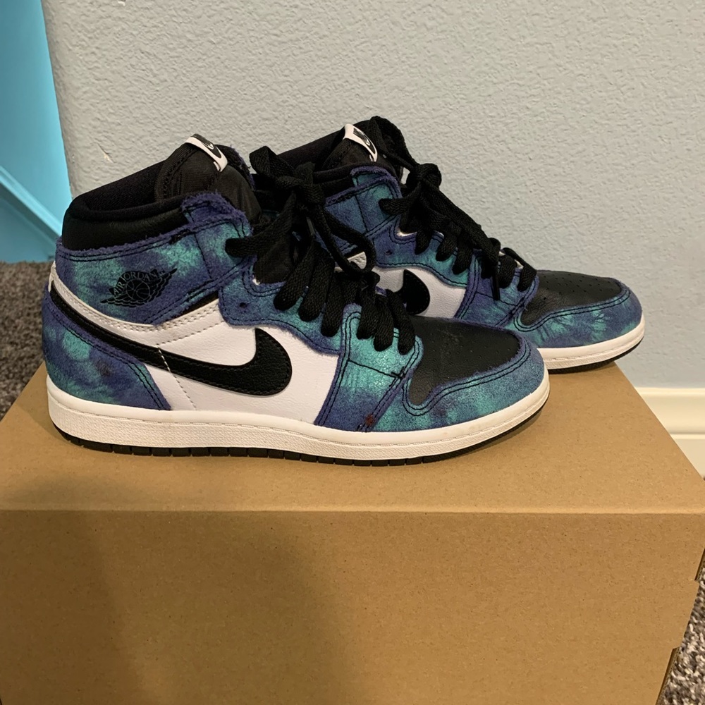 Jordan 1 retro hi tie-dye GS size 3 excellent condition